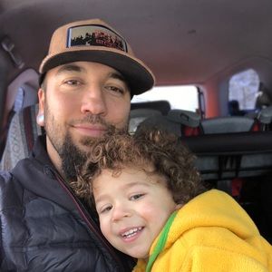 Meet your Posher, Manuel